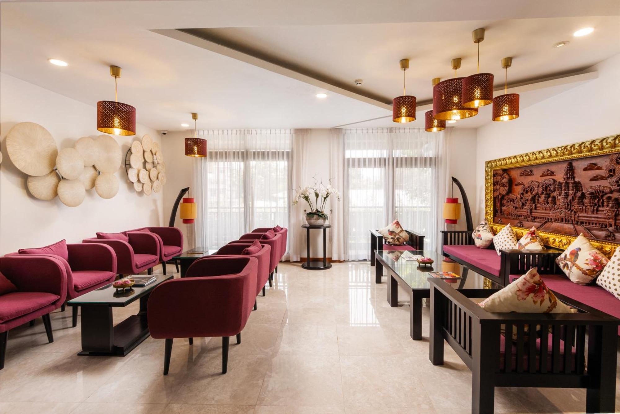 Jaya Suites Hotel Phnom Penh Exterior photo